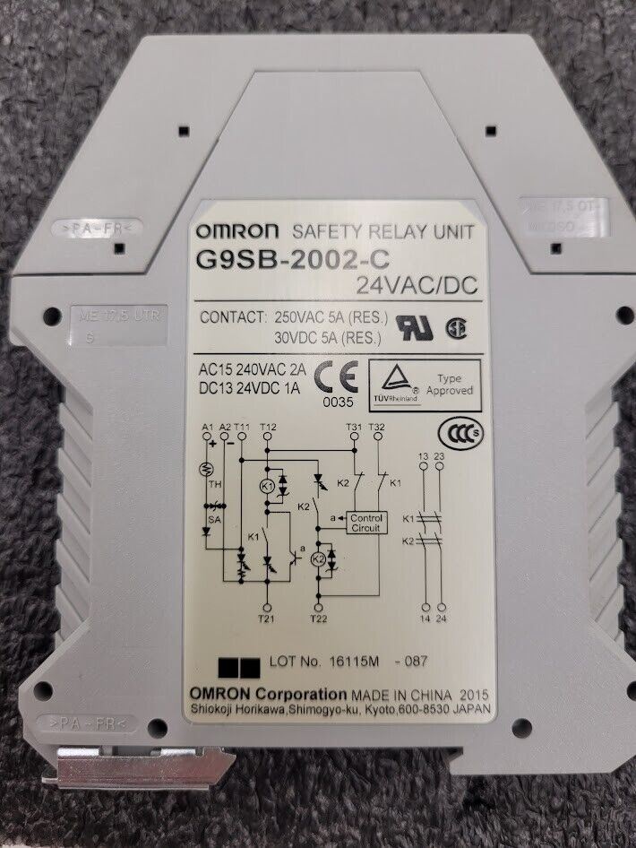 Omron STI Safety Control Relay G9SB-2002-C 24VAC/DC 250VAC 5A Contact 30VDC 5A