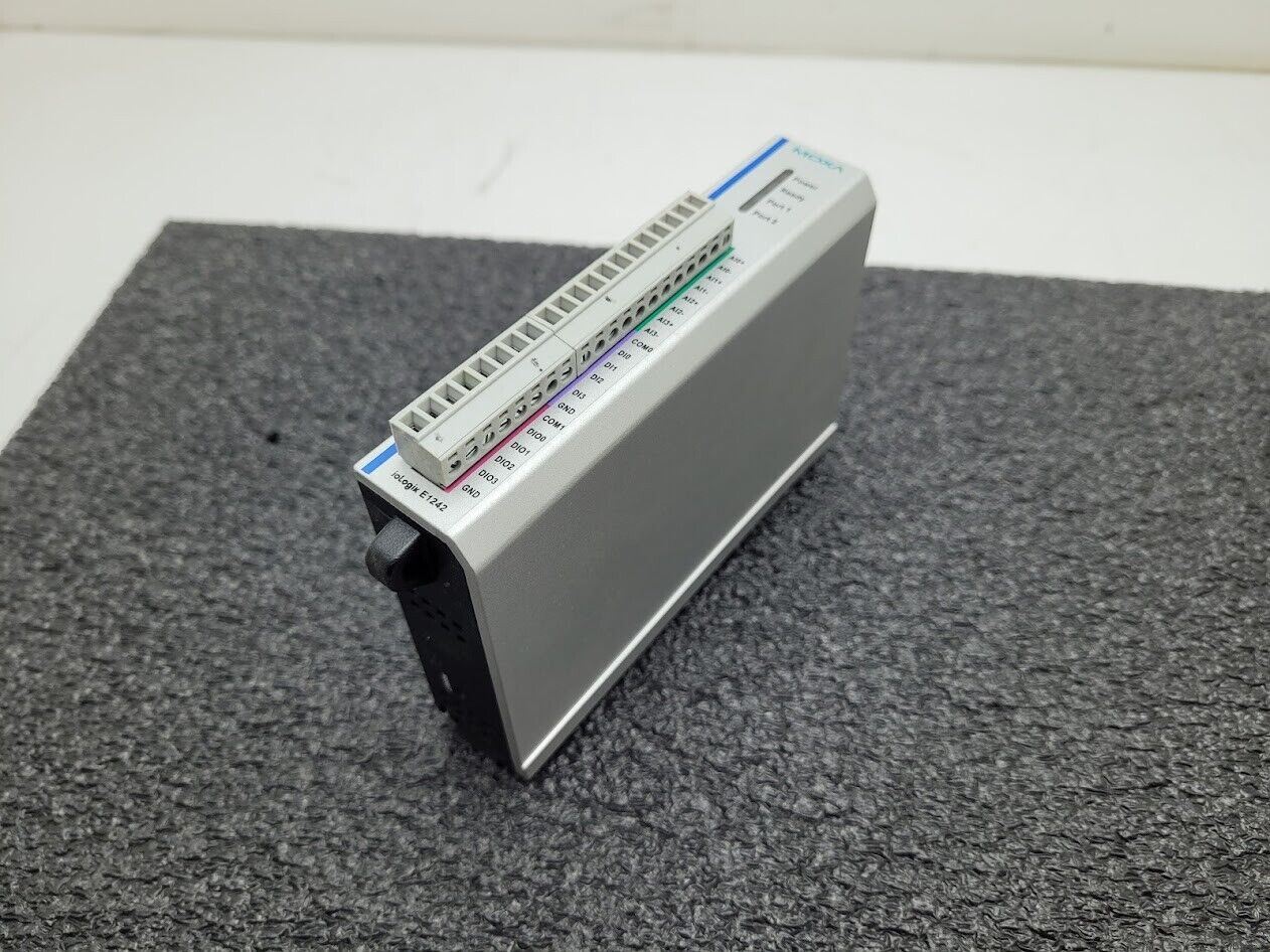 Moxa ioLogik E1242 Universal 4xAI 4xDI 4xDIO 2x Ethernet TCP I/O Controller