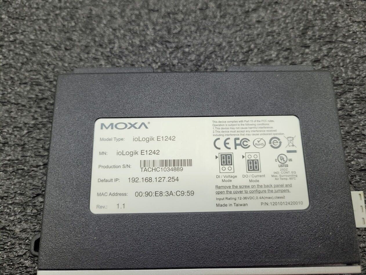 Moxa ioLogik E1242 Universal 4xAI 4xDI 4xDIO 2x Ethernet TCP I/O Controller