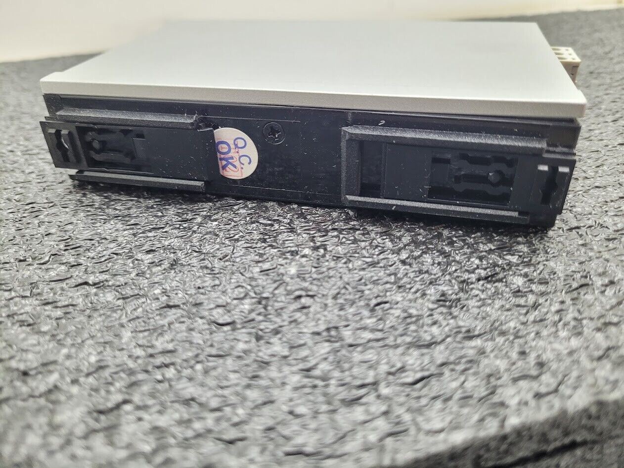 Moxa ioLogik E1242 Universal 4xAI 4xDI 4xDIO 2x Ethernet TCP I/O Controller