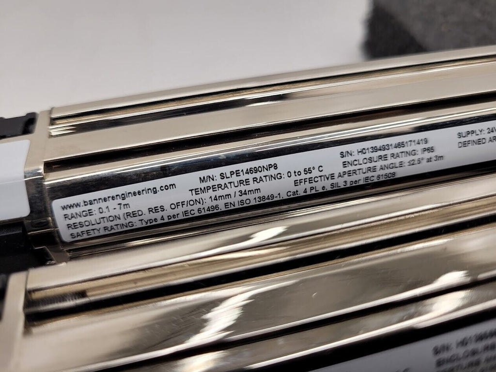 Banner SLPE14-690NP8 690mm Safety Light Curtain Beam Emitter Receiver .1-7m Pair