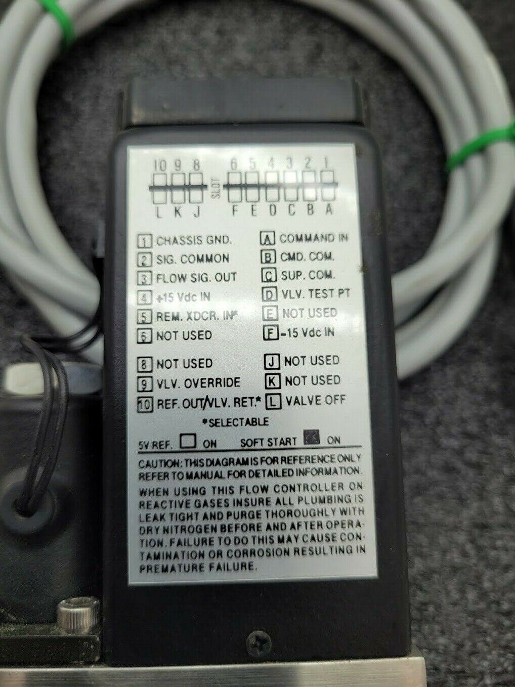 Brooks Instrument 5850E Mass Flow Controller MFC 5850E N2 Gas 500 SCCM 9040813