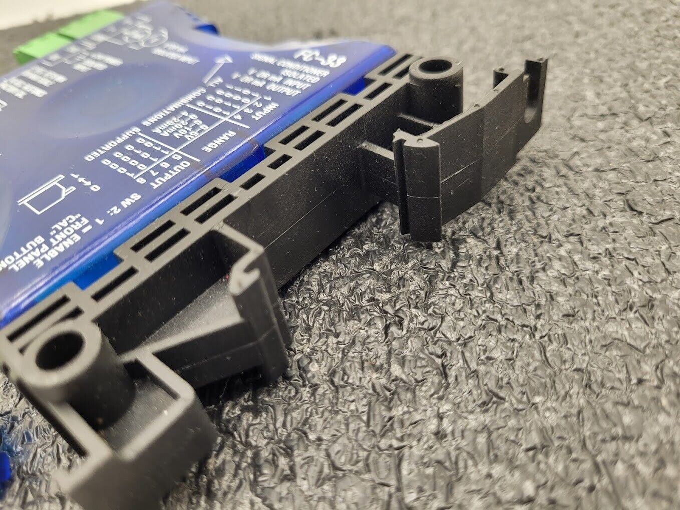 FACTS Engineering Automation Direct FC-33 Isolated Signal Conditioner