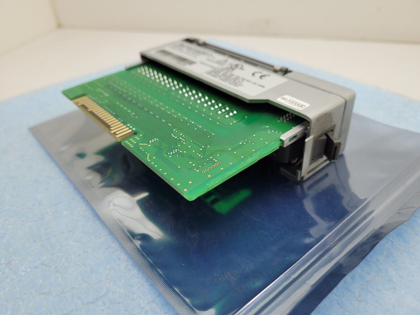 Automation Direct P3-16TD1 6-27VDC Sinking Output PLC Module Productivity 3000