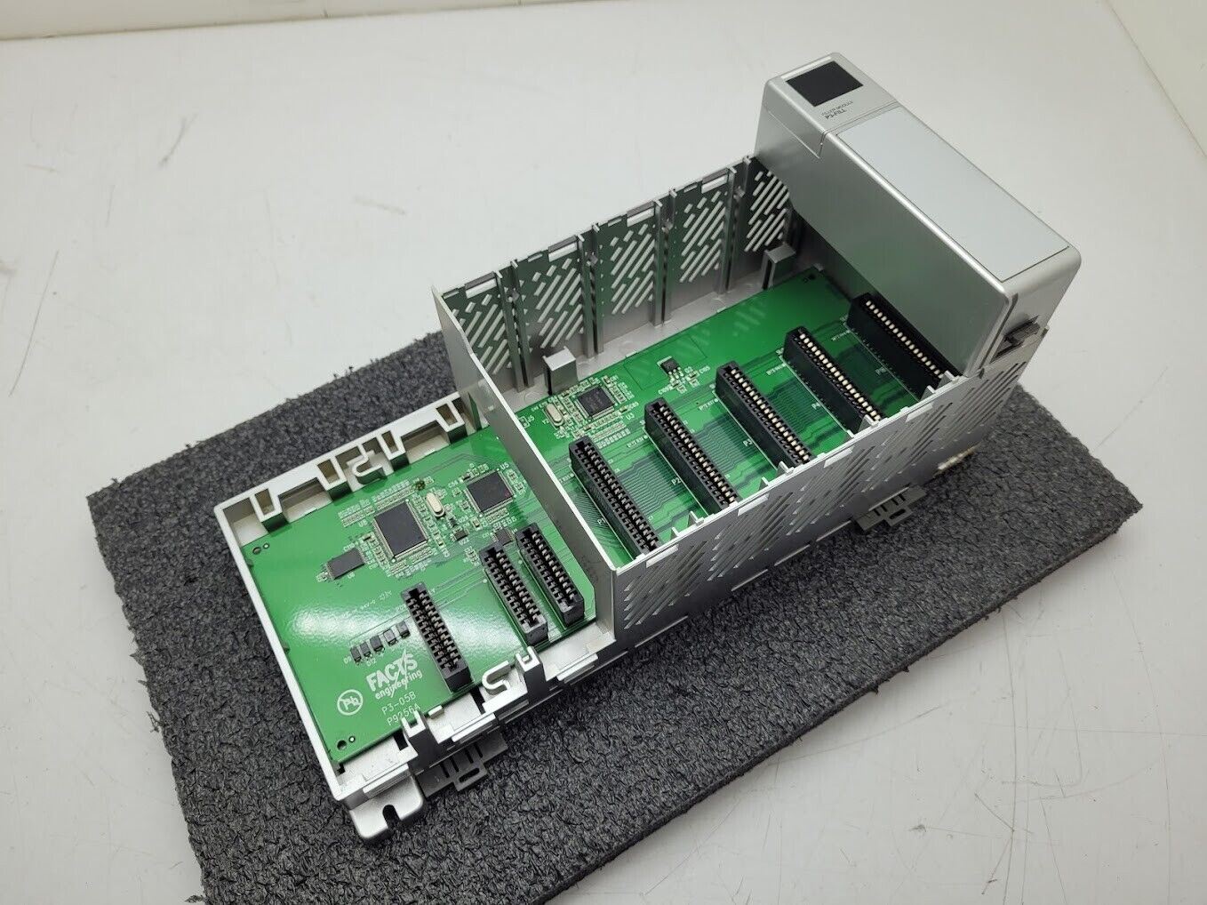 Automation Direct P3-05B P305B PLC Mainframe Backplane Productivity 3000 Unit B