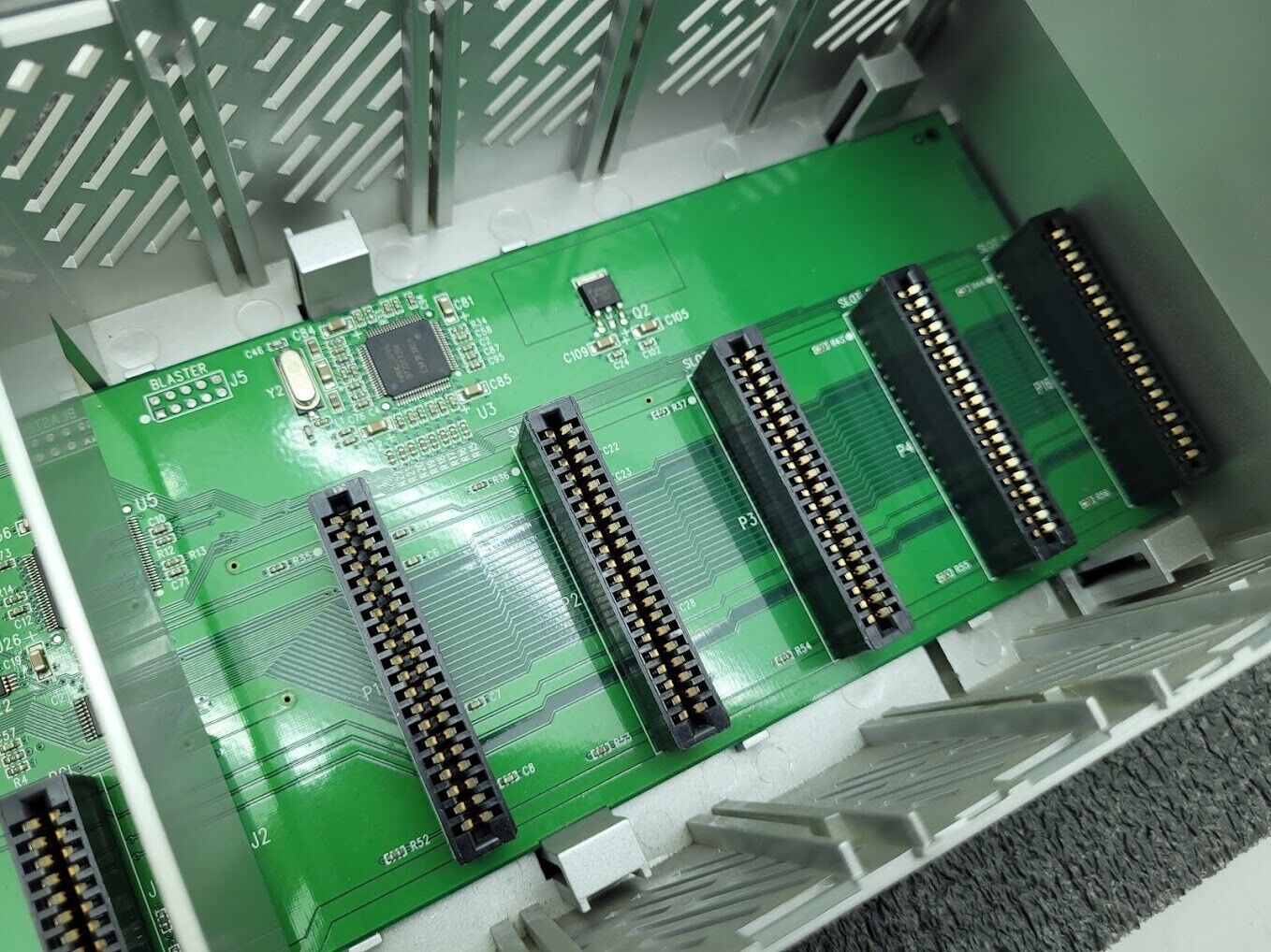 Automation Direct P3-05B P305B PLC Mainframe Backplane Productivity 3000 Unit B