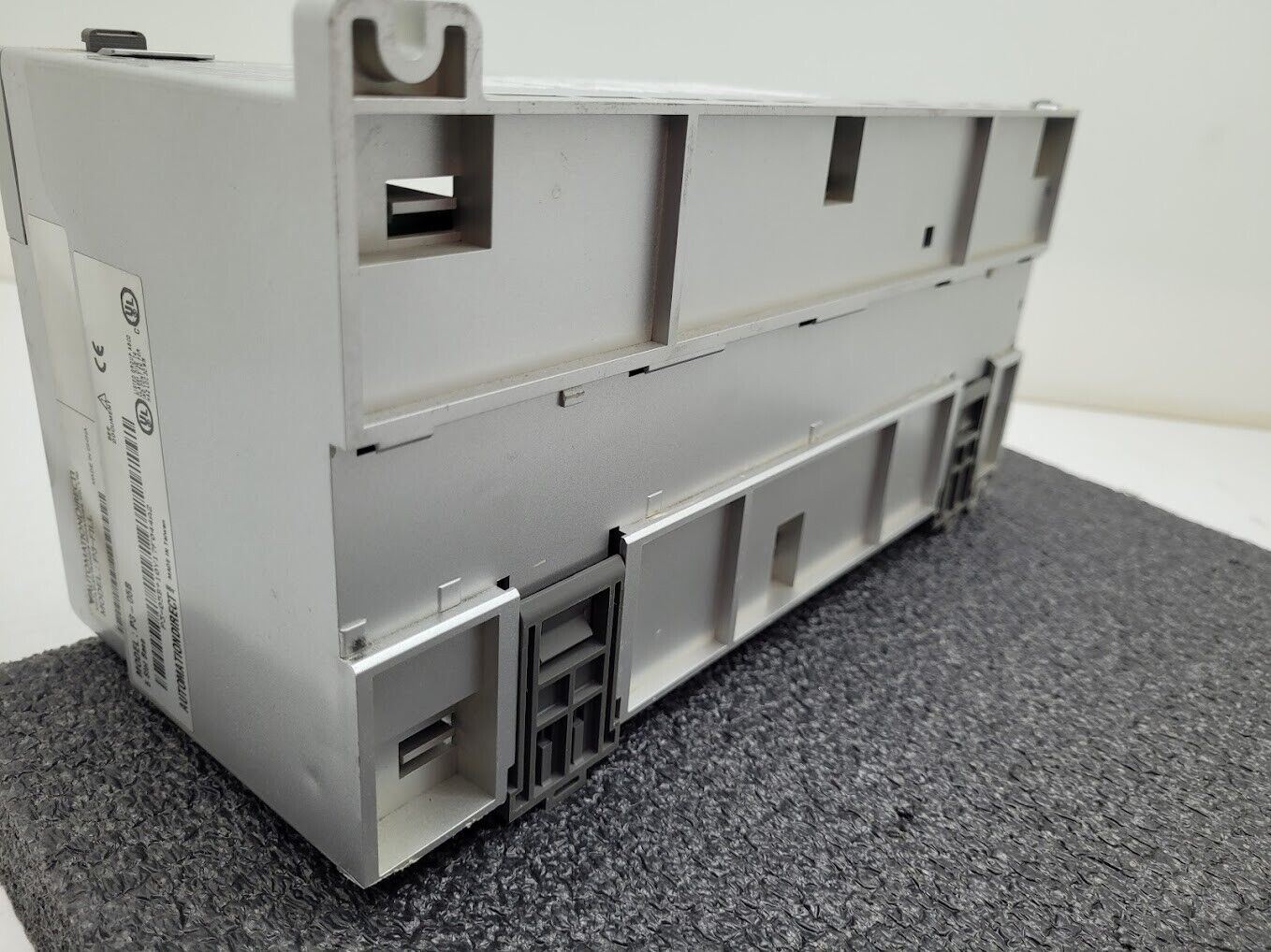 Automation Direct P3-05B P305B PLC Mainframe Backplane Productivity 3000 Unit B