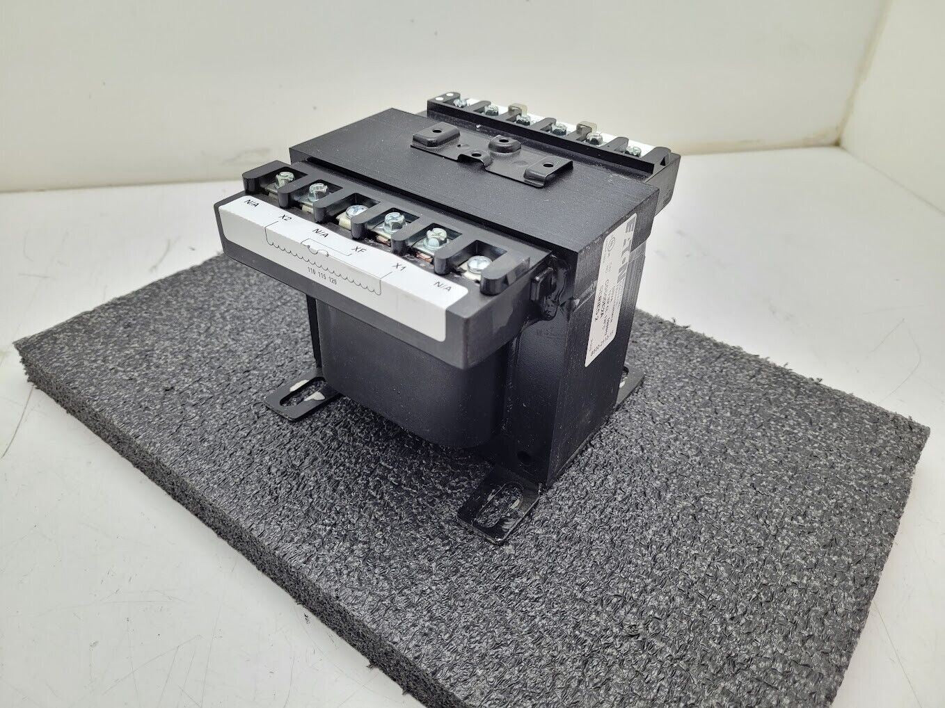 Eaton C0500E2A Industrial Control Transformer 500 VA 240/480 Primary 120VAC Out