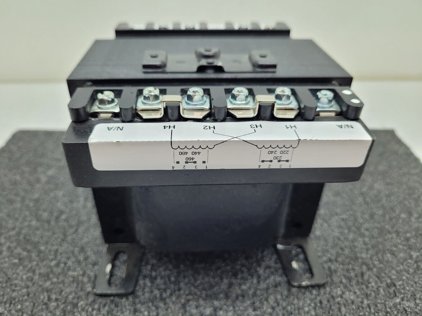 Eaton C0500E2A Industrial Control Transformer 500 VA 240/480 Primary 120VAC Out