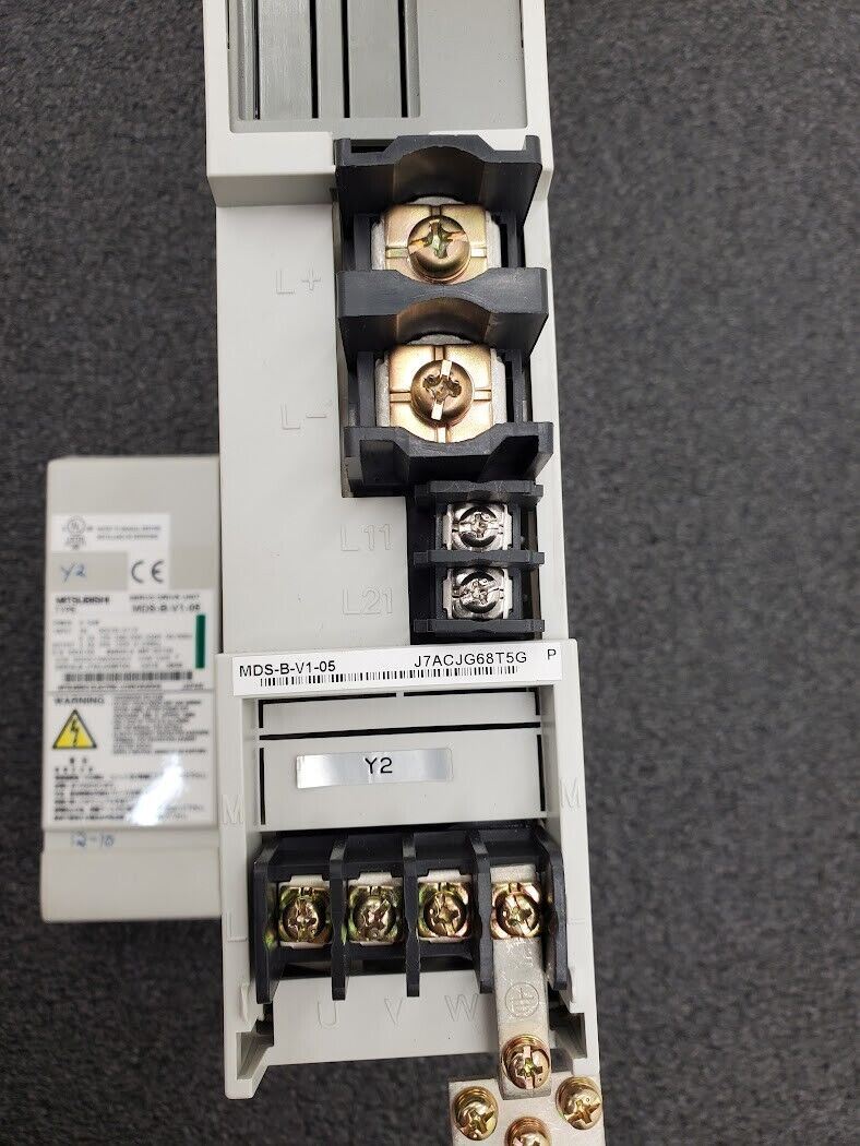 Citizen E-32 Mitsubishi Servo Spindle Drive Unit Driver MDS-B-V1-05 3PH 3.4A