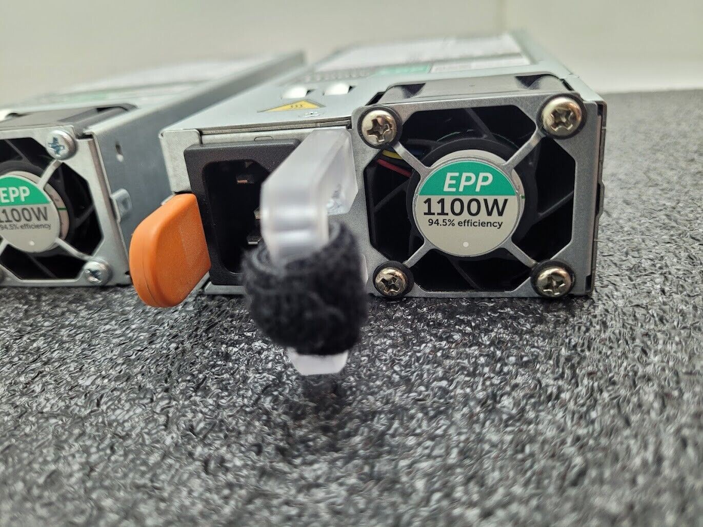 Lot of 2 Dell 1100w 80 Plus Platinum EPP D1100E-S1 0Y26KX 09TMRF