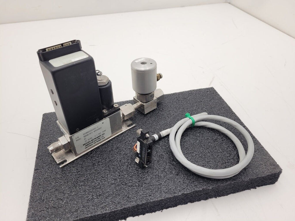 Brooks Instrument 5850E Mass Flow Controller MFC 5850E O2 Oxygen Gas 20 SLPM