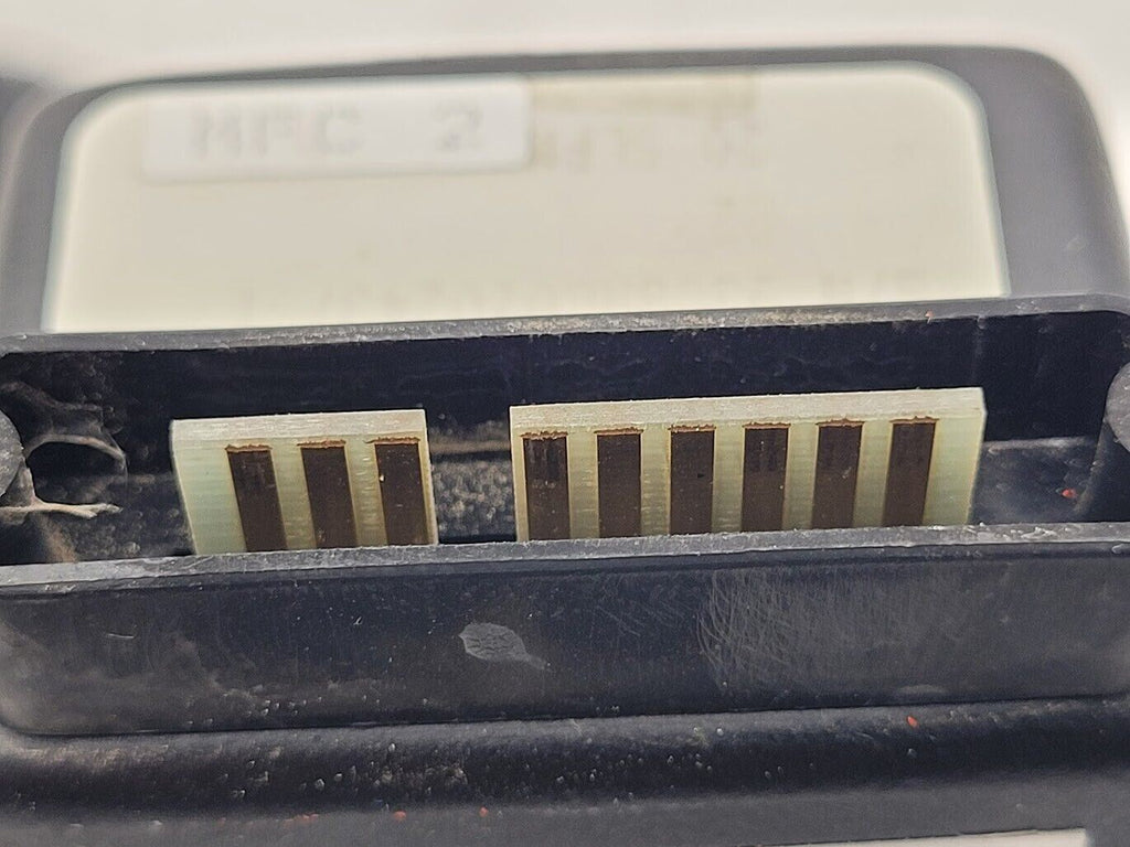 Brooks Instrument 5850E Mass Flow Controller MFC 5850E O2 Oxygen Gas 20 SLPM