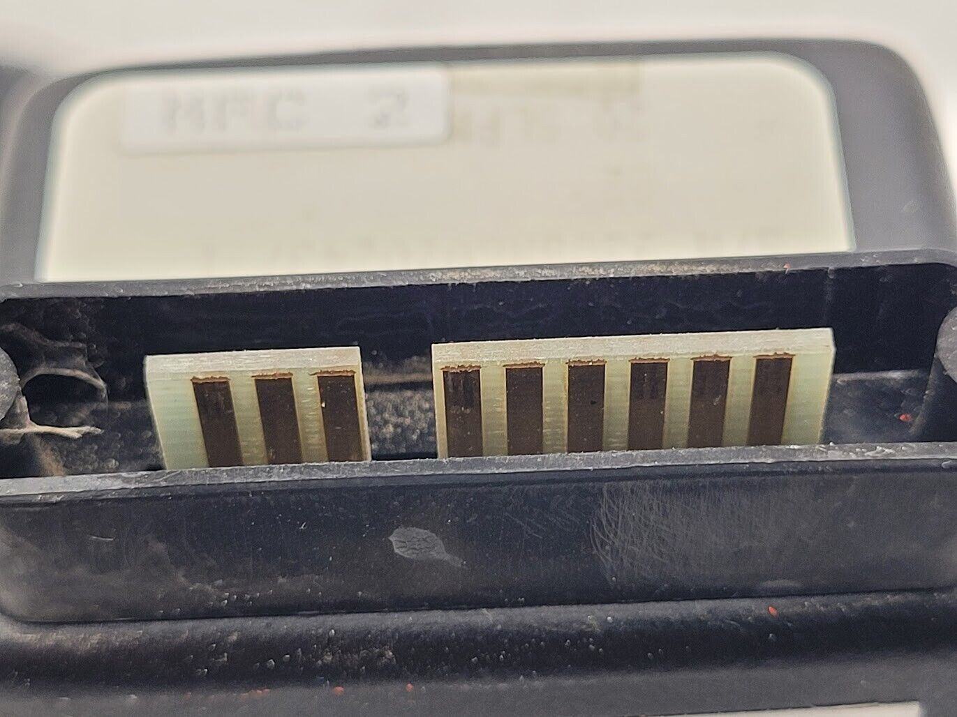 Brooks Instrument 5850E Mass Flow Controller MFC 5850E O2 Oxygen Gas 20 SLPM