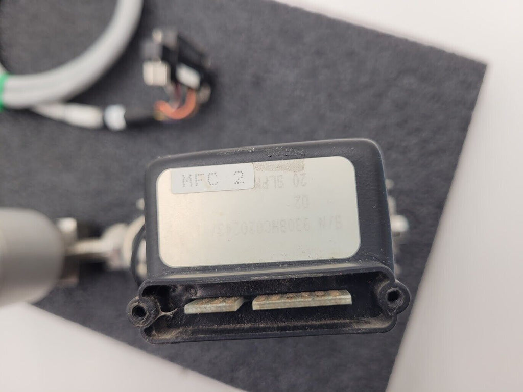 Brooks Instrument 5850E Mass Flow Controller MFC 5850E O2 Oxygen Gas 20 SLPM