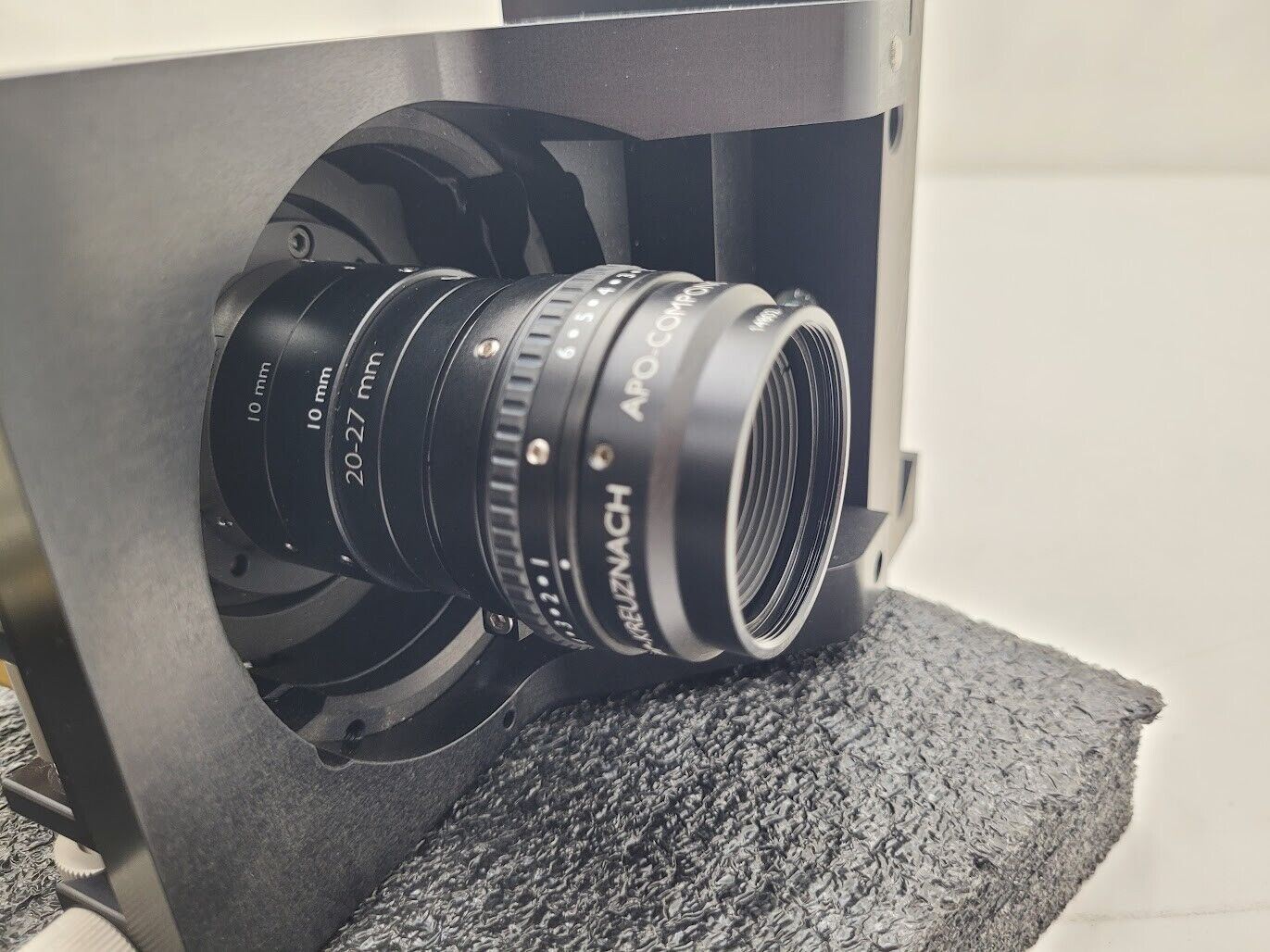 ELiiXA UC8 LineScan Camera e2V w/ Mount and Kreuznach APO-Componon 4/60 Lens