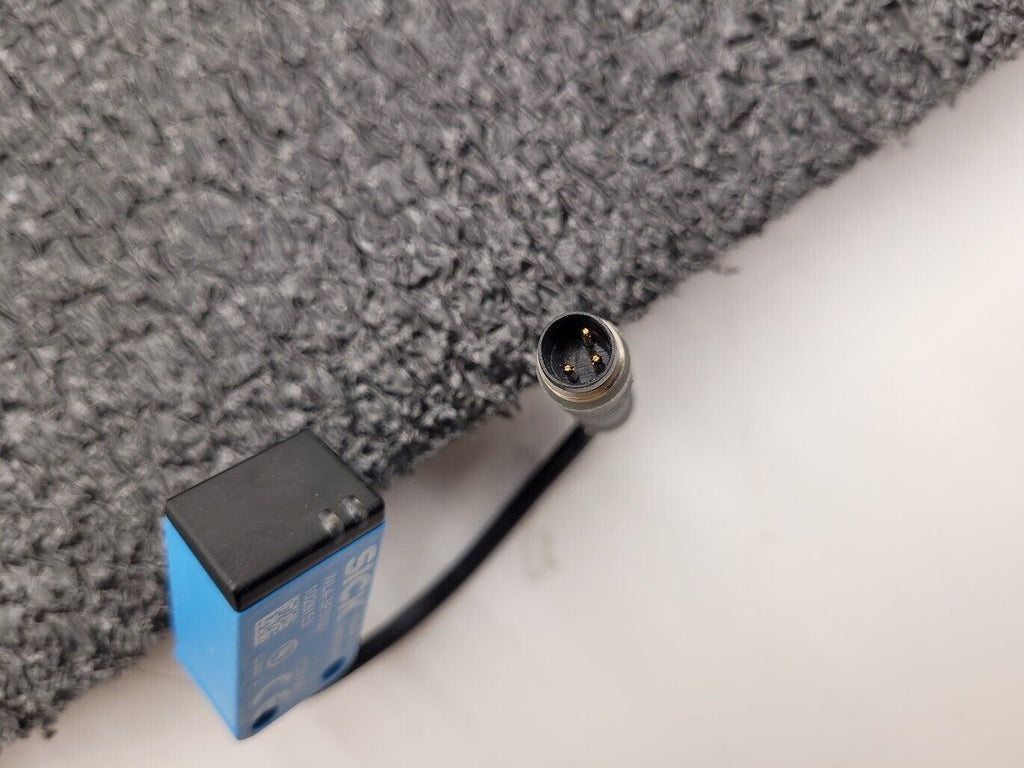 SICK WL4-3F3130 Photoelectric Retro-Reflective Sensor Autocollimation 1028153