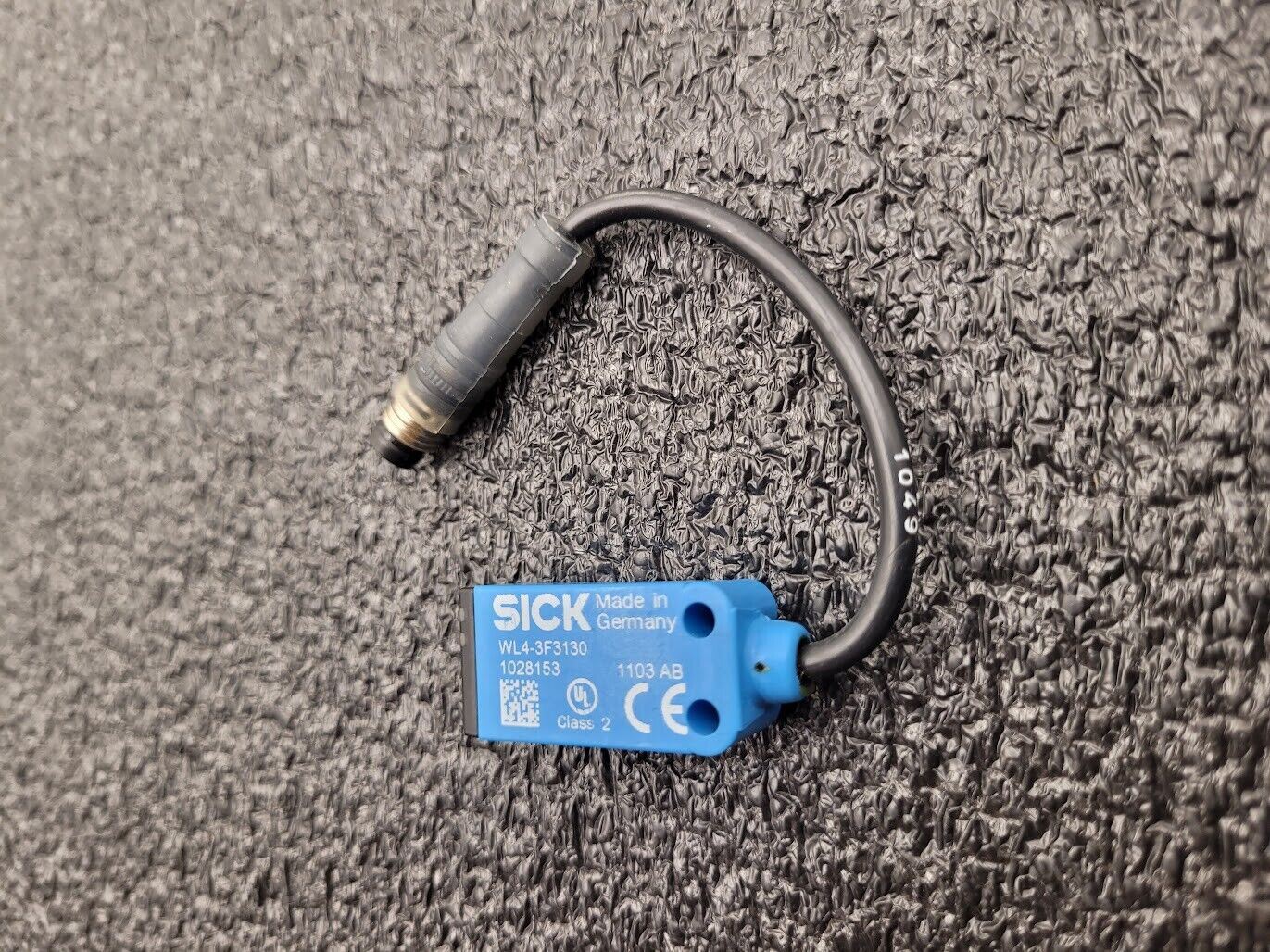 SICK WL4-3F3130 Photoelectric Retro-Reflective Sensor Autocollimation 1028153