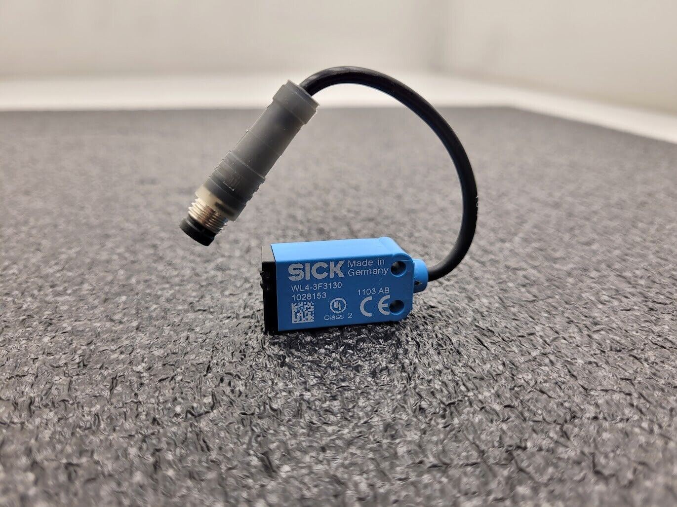 SICK WL4-3F3130 Photoelectric Retro-Reflective Sensor Autocollimation 1028153