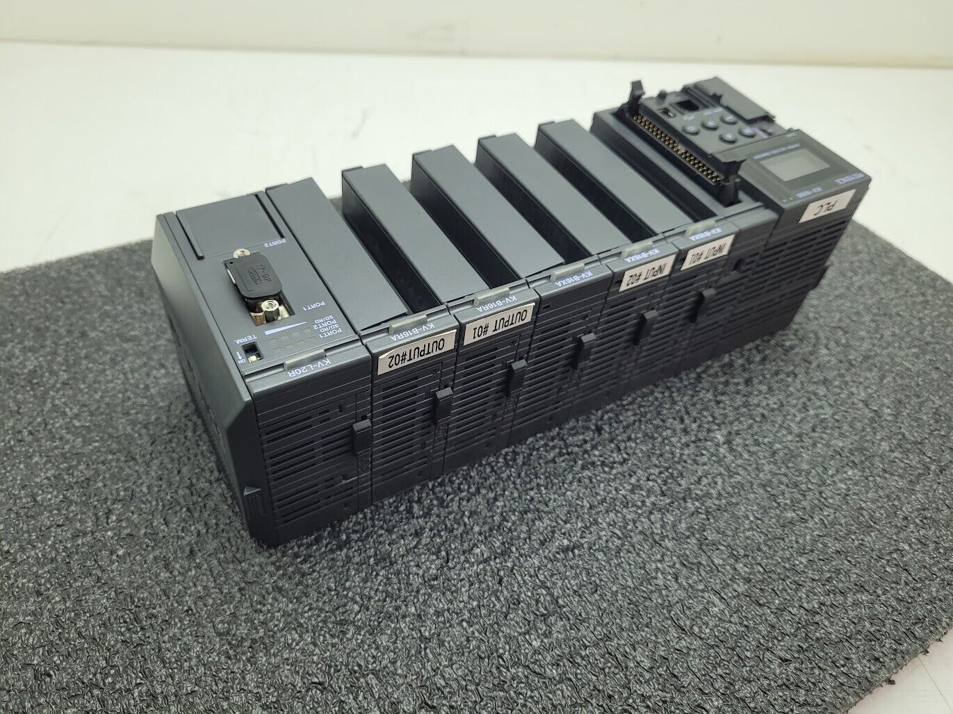 KEYENCE KV-1000 KV-B16XA KV-B16RA KV-L20R DIN Rail PLC Tested Working