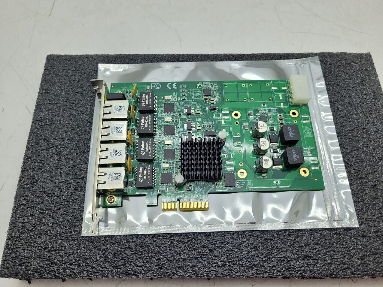 ADLINK PCIE-GIE64+ 51-18519-0A20 Ethernet Camera Image Capture Card 4 Port