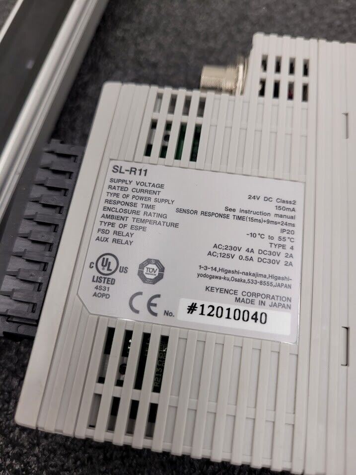 Keyence Light Curtain Pairs SL-C44H-T SL-C44H-R SL-R11 Control Module Controller