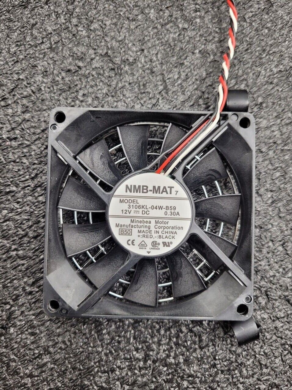 Lot of 10 NMB-MAT 3106KL-04W-B59 Brushless 12VDC Fan 0.30A w/grate, Working Pull