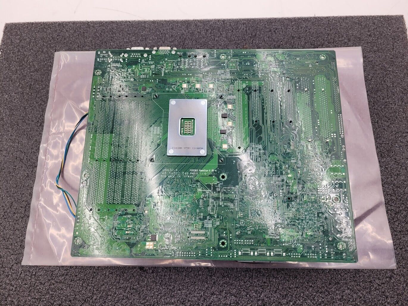 SUPERMICRO X8ST3-F/X8STE Motherboard i7-950 3.0GHz + Heatsink 2GB DDR3-1333