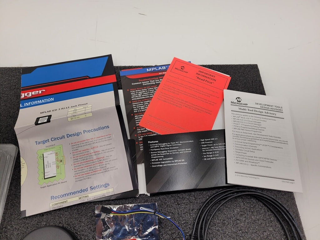 Microchip MPLAB ICD3 In Circuit Debugger Programmer w/ USB Cable Interface Board