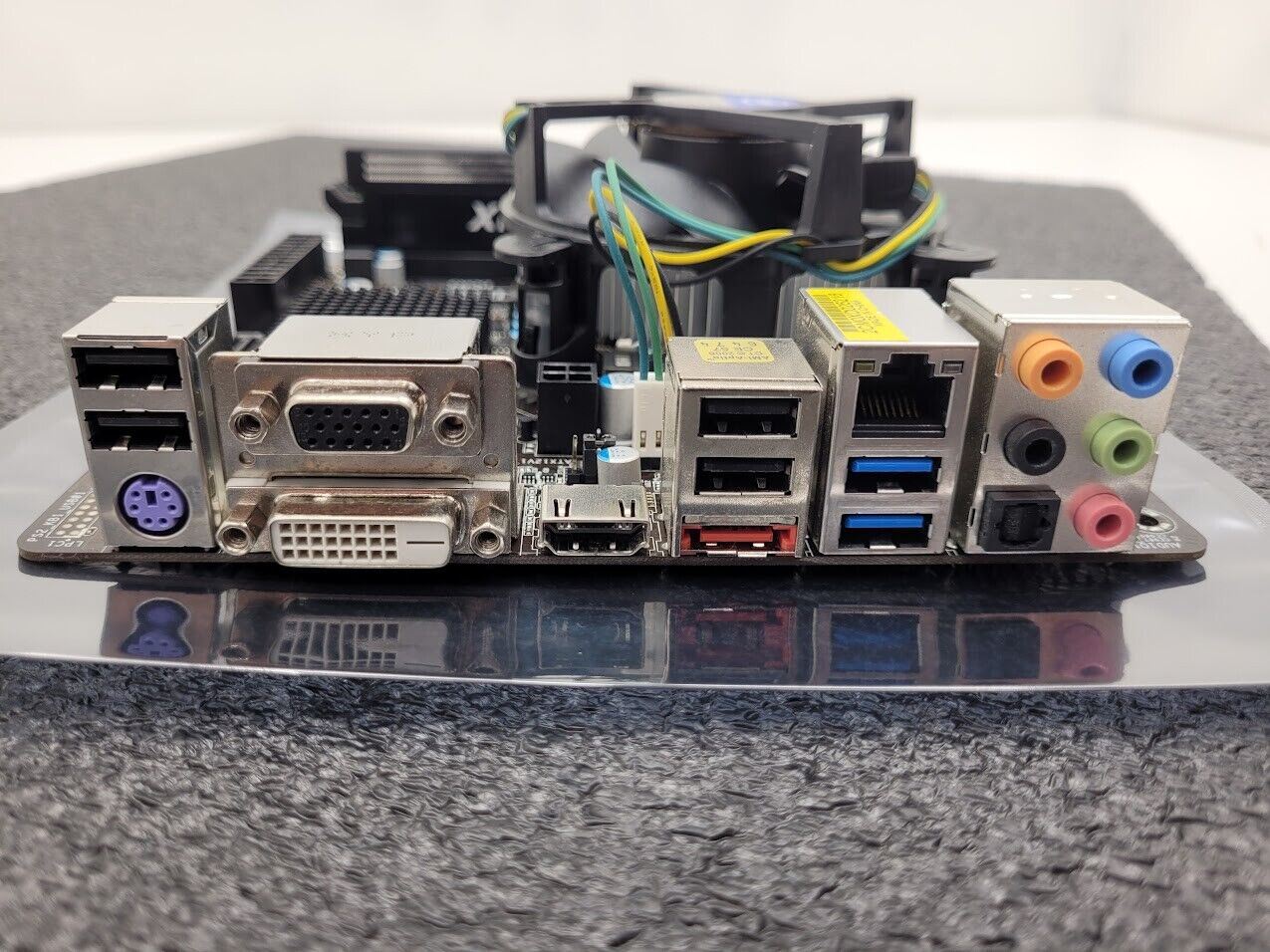 ASROCK Motherboard B75M-ITX Tested Working 2GB Ram Intel i3-2100 3.1Ghz Mini-ITX