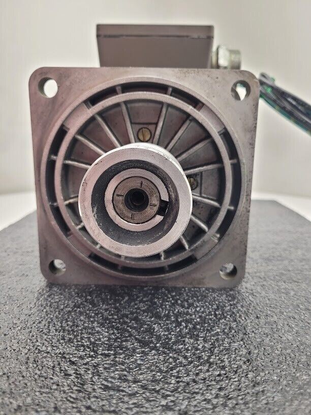 Siemens General Numeric 1FT5072-0AF01-2-Z Permanent Magnet Servo Motor