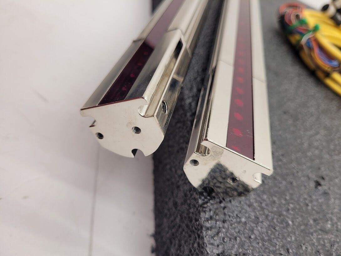 Banner SLPE25-550NP8 SLPR25-550NP8 Light Curtain Kit 550mm Long 3 Corner Mirrors