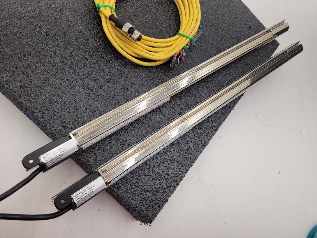 Banner SLPE25-550NP8 SLPR25-550NP8 Light Curtain Kit 550mm Long 3 Corner Mirrors