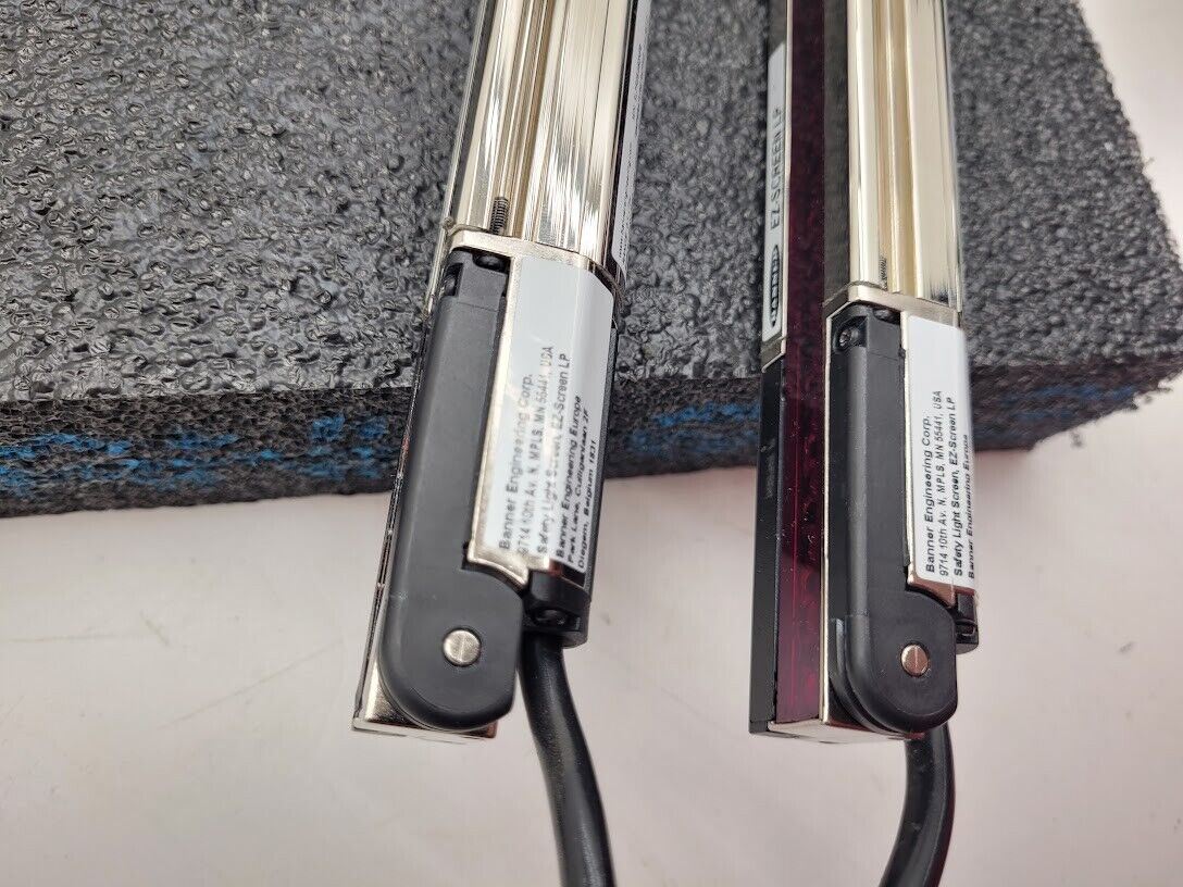 Banner SLPE25-550NP8 SLPR25-550NP8 Light Curtain Kit 550mm Long 3 Corner Mirrors