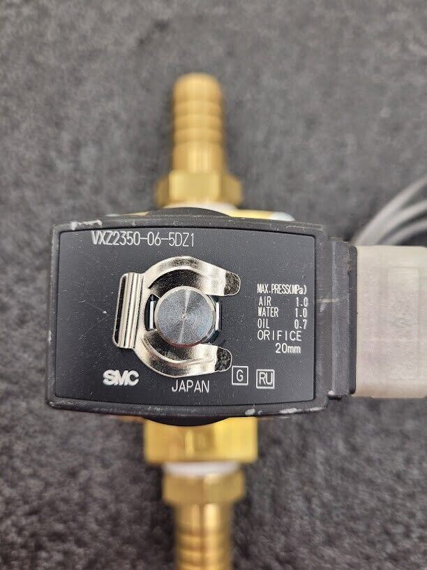 SMC 1" Solenoid VXZ2350-06-5DZ1 Air Water Oil Valve 24VDC 3/4" Hose Barb 145 PSI