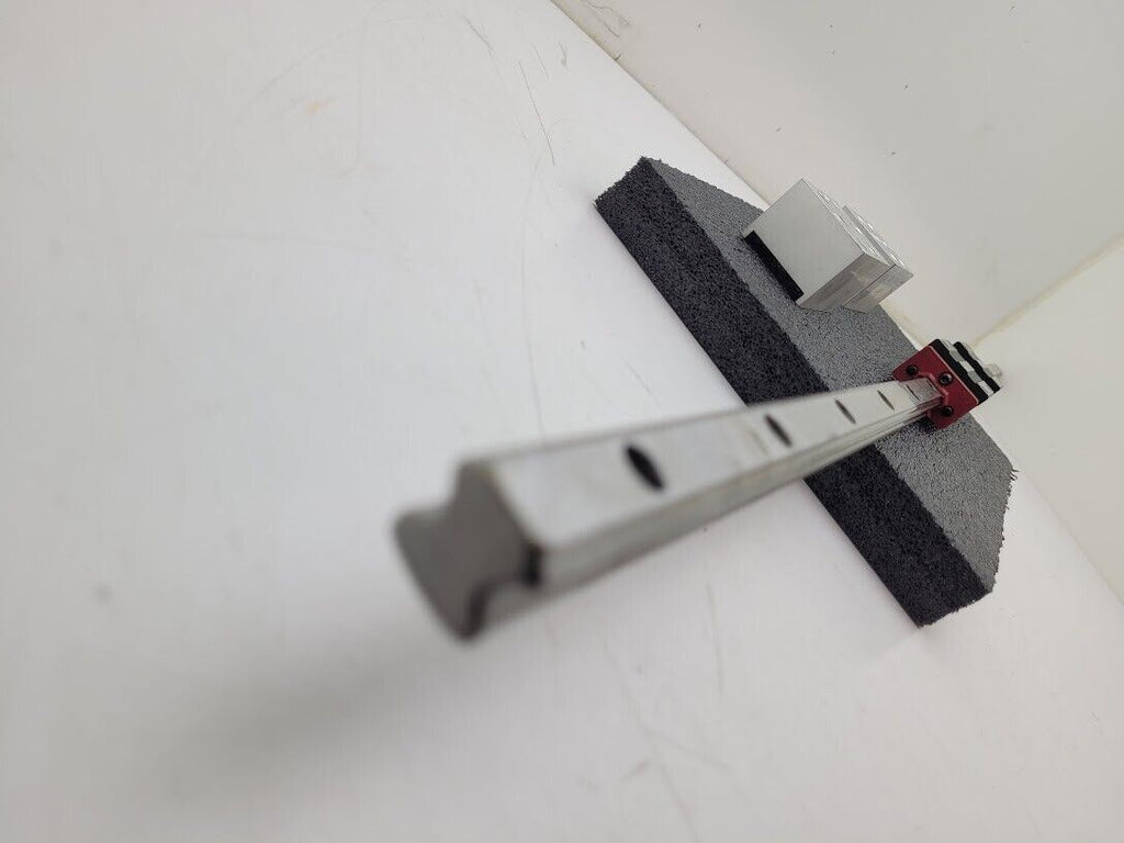 Hiwin HGR15C Linear Guide Rail HGR15 35" 900mm 2x HGH15CAC Blocks