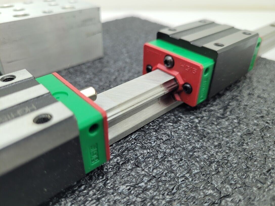 Hiwin HGR15C Linear Guide Rail HGR15 35" 900mm 2x HGH15CAC Blocks