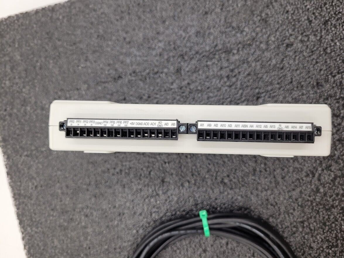 NI USB-6211 Multifunction I/O Device w/ Analog Input  16-Input 16-Bit 250 kS/s