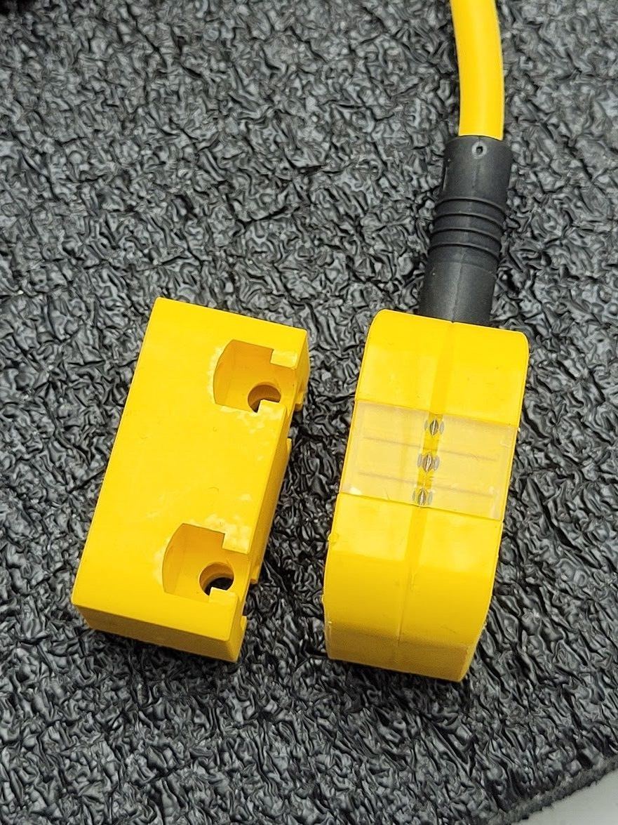 Pilz PSEN CS3.1P CS3.1 Coded RFID Safety Switch w/ Actuator M8 Male and 5M cable