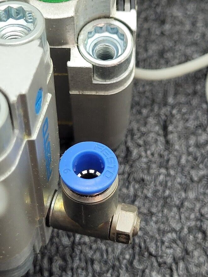 Lot of 4 Festo STA-20-15-P-A Stop Cylinder Pressure Retract Spring 15mm Extend