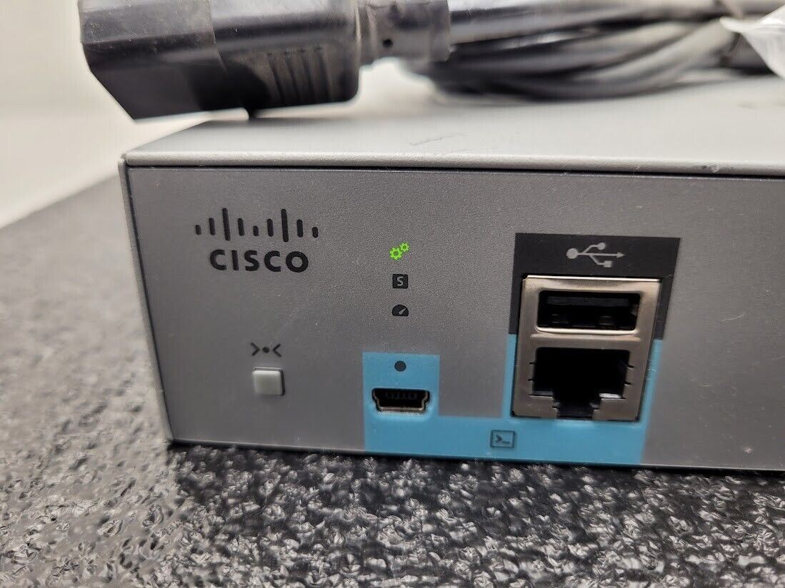CISCO WS-C2960L-8TS-LL 8 Port GigE 10/100/1000 2 x SFP Ethernet Switch 2960L-8TS