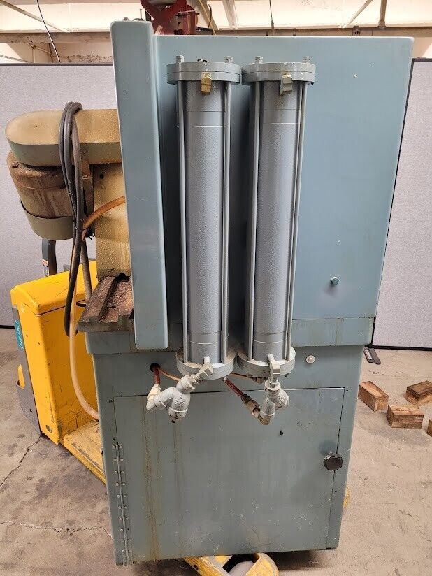 Howard Strasbaugh 7DR Precision Optical Glass Lens Curve Form Grinding Machine