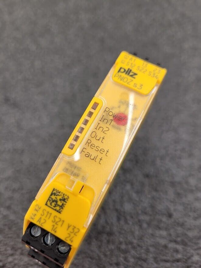 Pilz PNOZ s3 24VDC 2n/o 24 VDC Safety Relay PNOZs3 2n/0 750103 DIN Rail