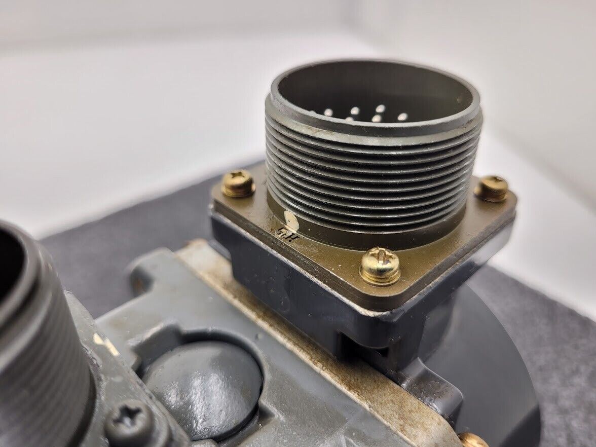 Mitsubishi HA33NC-TSD5 AC Servo Motor OSE104S Encoder Citizen E-32 Bent Shaft