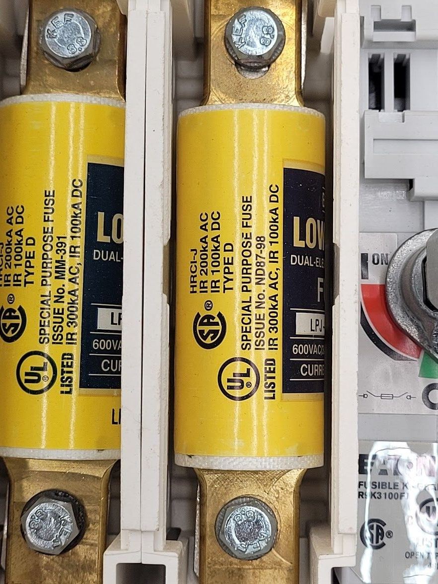 Eaton Fusible K-Frame 100A Disconnect Switch R9 Series R9K3100FJ LPJ-100SP Fuses