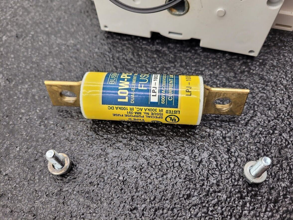 Eaton Fusible K-Frame 100A Disconnect Switch R9 Series R9K3100FJ LPJ-100SP Fuses