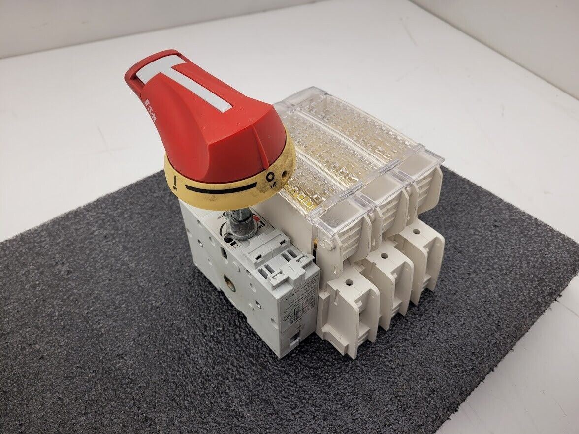 Eaton Fusible K-Frame 100A Disconnect Switch R9 Series R9K3100FJ LPJ-100SP Fuses
