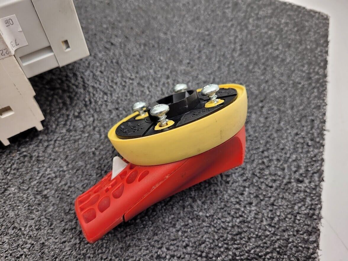 Eaton Fusible K-Frame 100A Disconnect Switch R9 Series R9K3100FJ LPJ-100SP Fuses