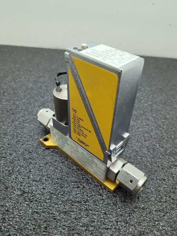 Parker Porter Digital Mass Flow Controller 701-AAASVPRQ 5%B2H6 / 95%N2 700SCCM