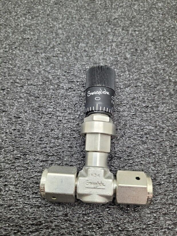 Swagelok SS-MGVR4-MH Stainless Steel Medium Flow Metering Valve 1/4" Male VCR